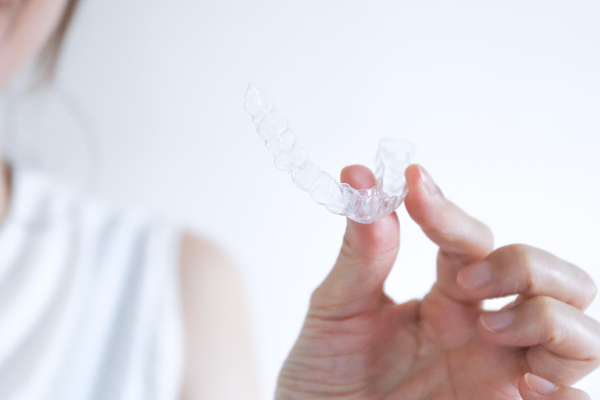治療の途中でマウスピース矯正のブランドを変えることはできるか